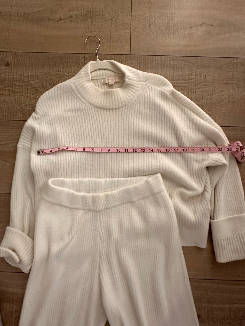 Spiritual Gangster super soft Cream set pants and sweater size large - Picture 5 of 8